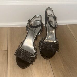 EUC Women’s Lena Luisa Brand Black & Silver Sparkle Glitter Strappy Heels 8.5